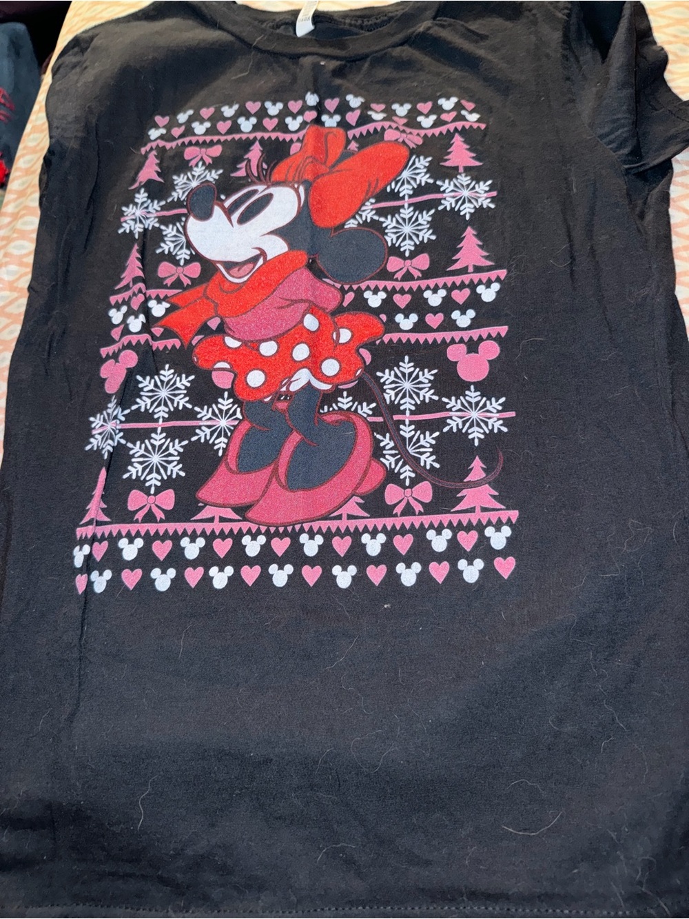 Holiday Minnie Mouse Size Small Tshirt